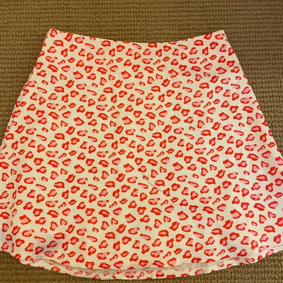 Princess Polly Feminine Feline Mini Skirt Size 0 - Picture 4 of 5